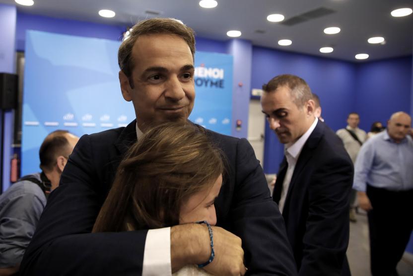 Yunanistanda erken seçim: Miçotakis hanedanı geri döndü