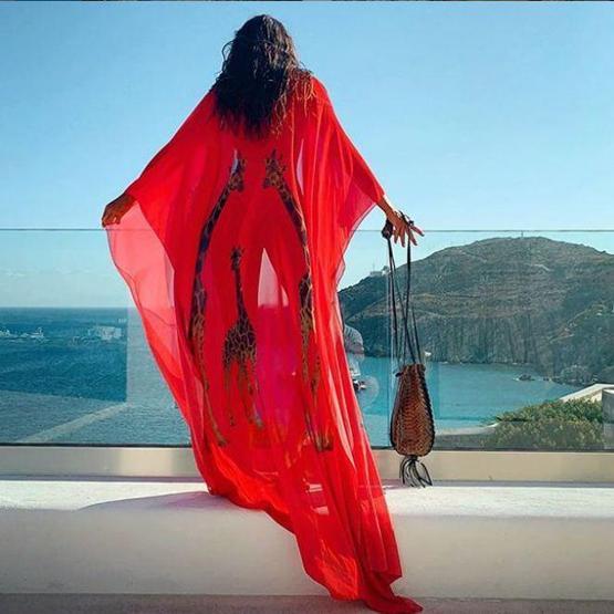 Eda Taşpınar kumlara 8 bin TL gömdü