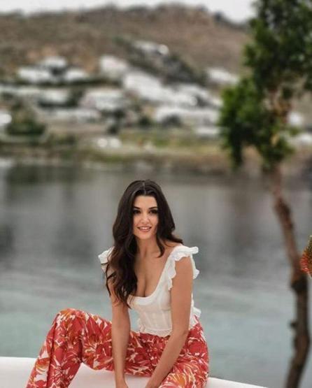 Hande Erçel: Hayallerimi kestirip atmadım