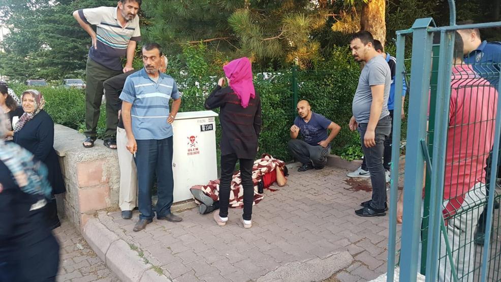 Kayseride kanlı infaz Hamile eşi ve arkadaşına kurşun yağdırdı