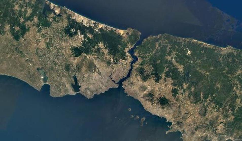 NASAnın Kızıl Gezegendeki göz bebeği böyle görüntülendi