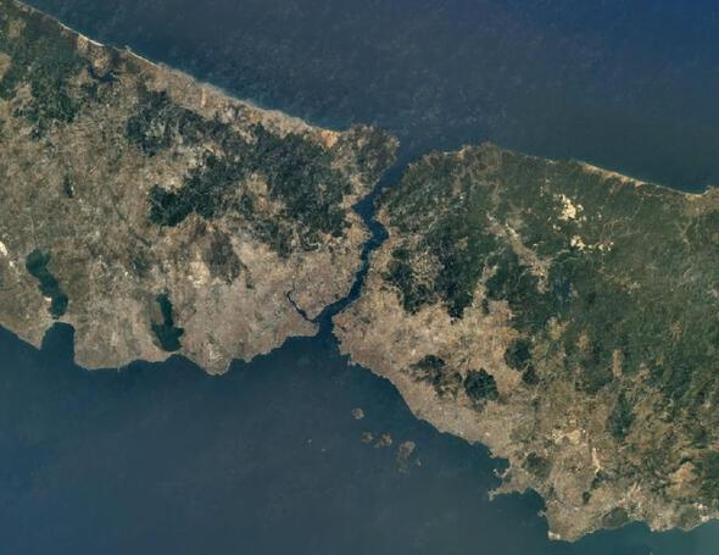 NASAnın Kızıl Gezegendeki göz bebeği böyle görüntülendi