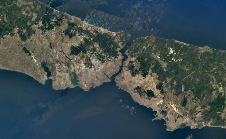 NASAnın Kızıl Gezegendeki göz bebeği böyle görüntülendi