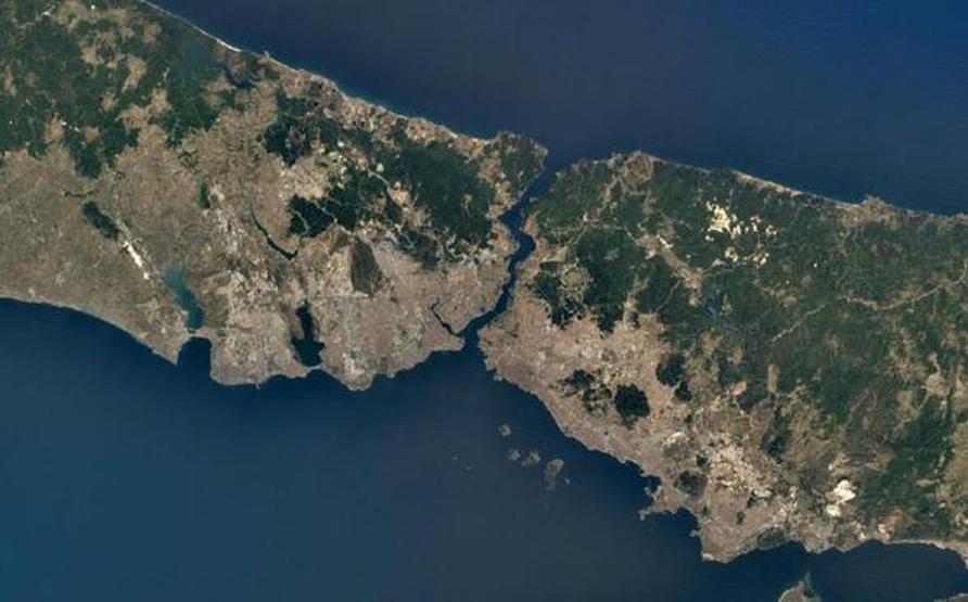 NASAnın Kızıl Gezegendeki göz bebeği böyle görüntülendi