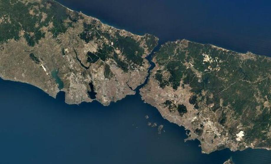 NASAnın Kızıl Gezegendeki göz bebeği böyle görüntülendi
