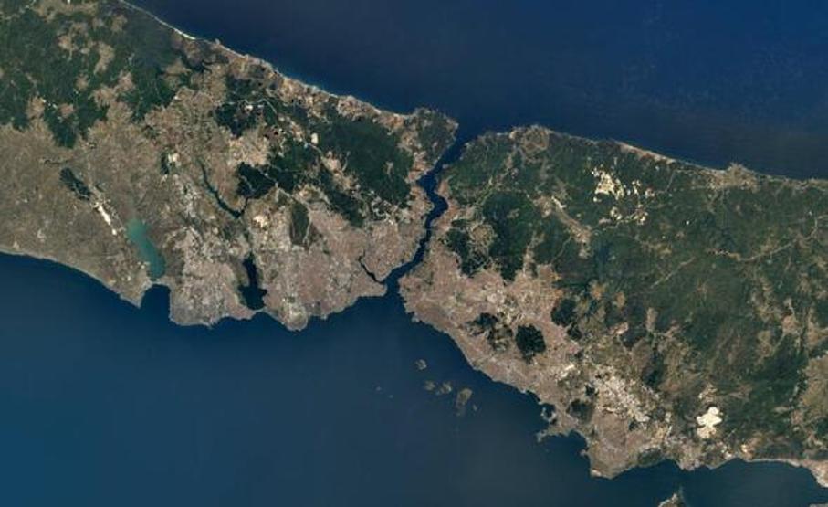 NASAnın Kızıl Gezegendeki göz bebeği böyle görüntülendi