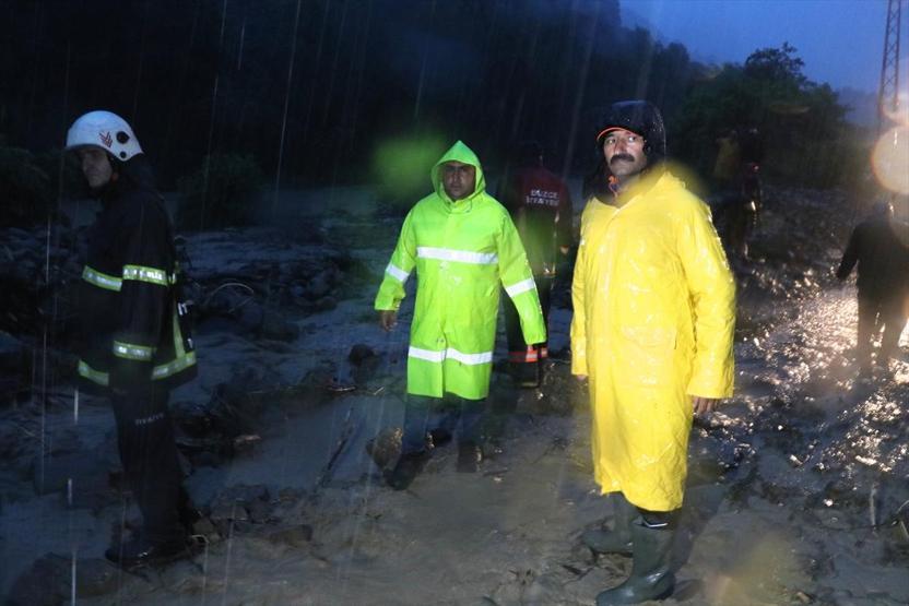 Düzcede sel felaketi