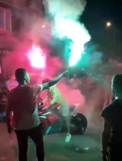 İstanbulda şoke eden görüntüler: Tünel kapatıp havaya ateş açtılar
