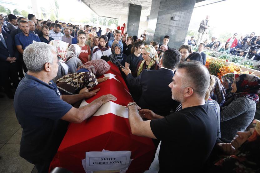 Erbil’de şehit düşen Türk diplomat son yolculuğuna uğurlandı
