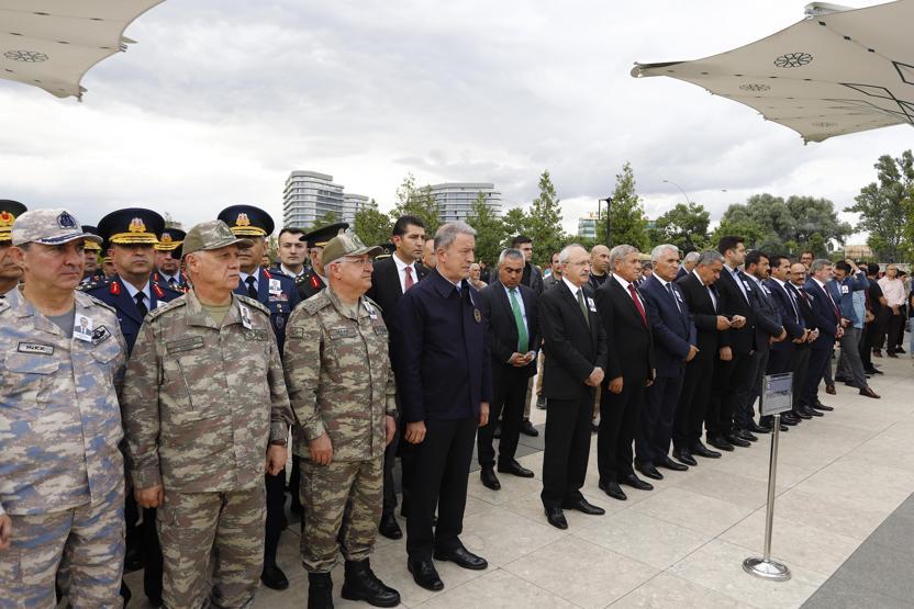 Erbil’de şehit düşen Türk diplomat son yolculuğuna uğurlandı