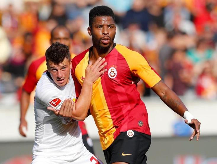 Galatasaray 3 dakikada 3 gol yedi
