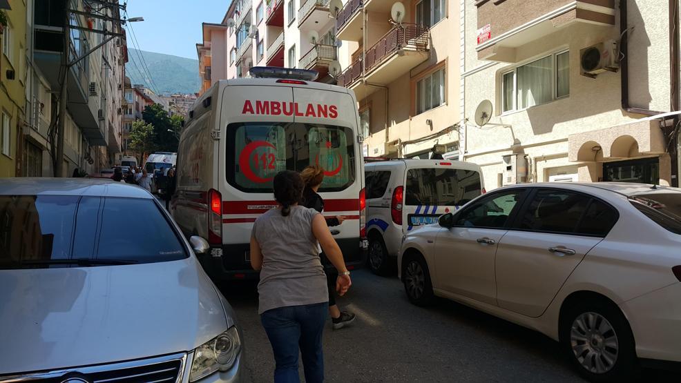 Arkadaşlık isteğine ret cevabı veren kadını bıçaklayıp, intihara kalkıştı