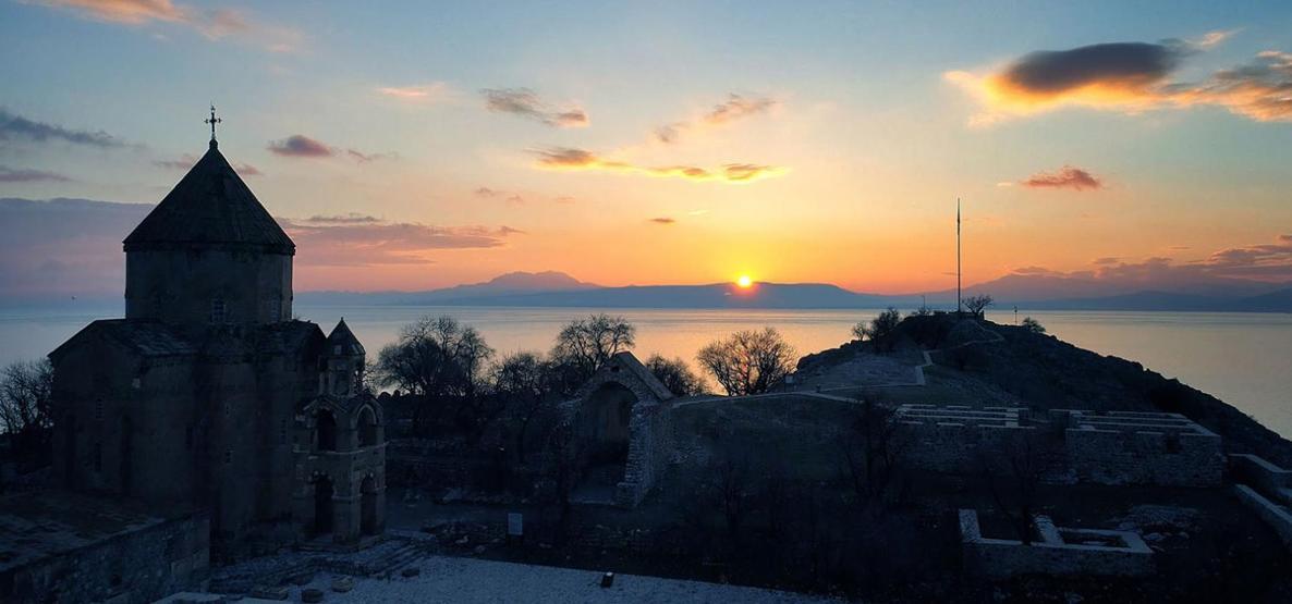 Bin yıllık Akdamar Kilisesi’nde 360 derece Sanal Tur