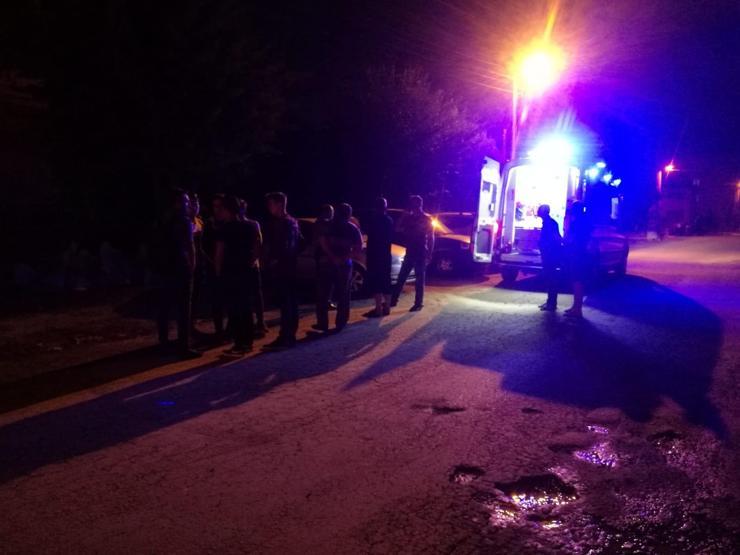 Cinnet getiren koca, eşini ve oğlunu öldürdü