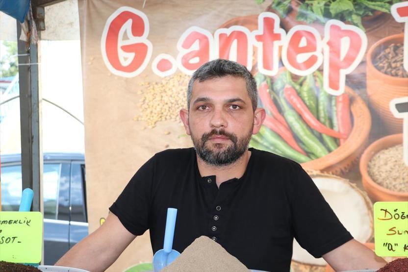 Yöresel lezzetleri tanıtmak için 8 yıldır Türkiyeyi karış karış geziyorlar