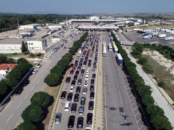 Gurbetçilerin dönüş yolculuğu başladı