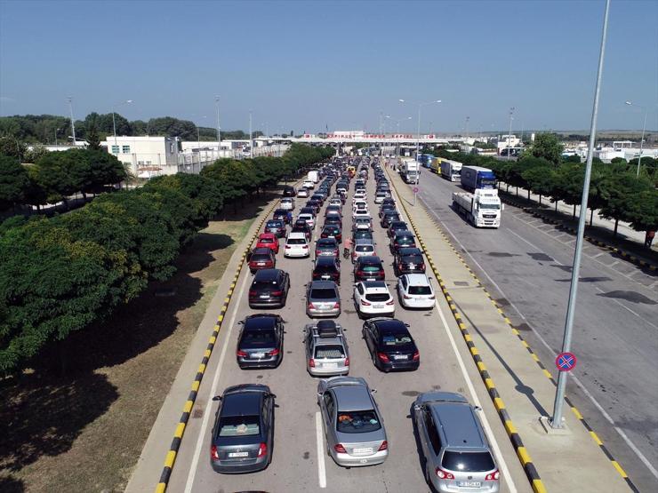 Gurbetçilerin dönüş yolculuğu başladı