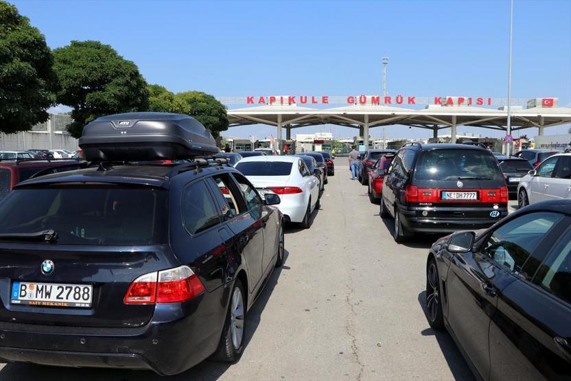 Gurbetçilerin dönüş yolculuğu başladı