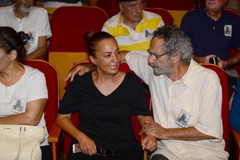 Ünlü oyuncu Cengiz Sezici, Adanada toprağa verildi