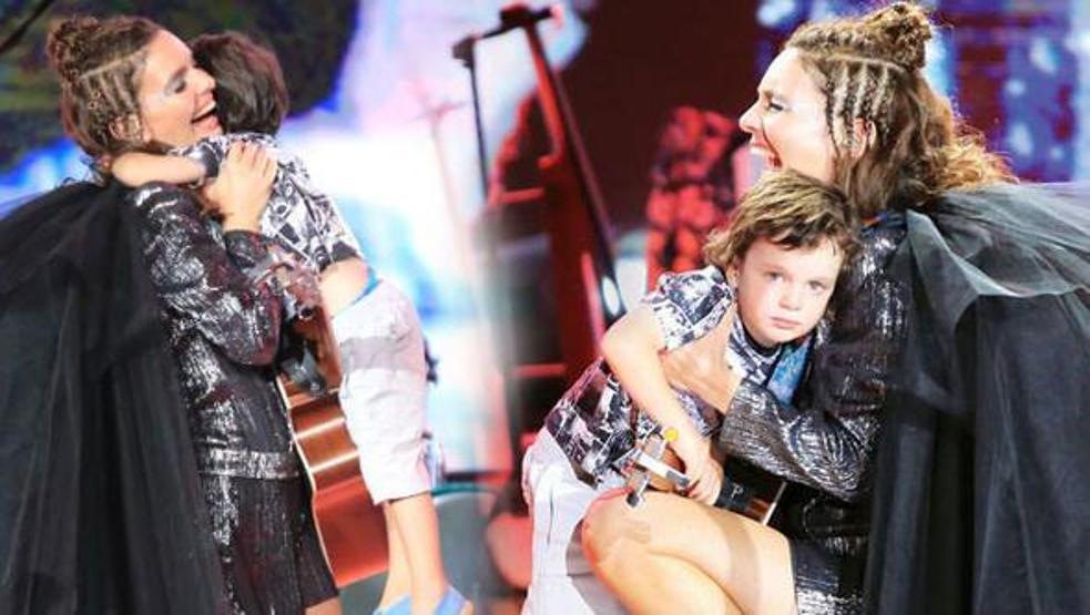 Men ortiqcha vaznli ayollar ishtirokidagi porno videolarni qayta oqidim. Qizning roziligisiz ichkariga solingan porno