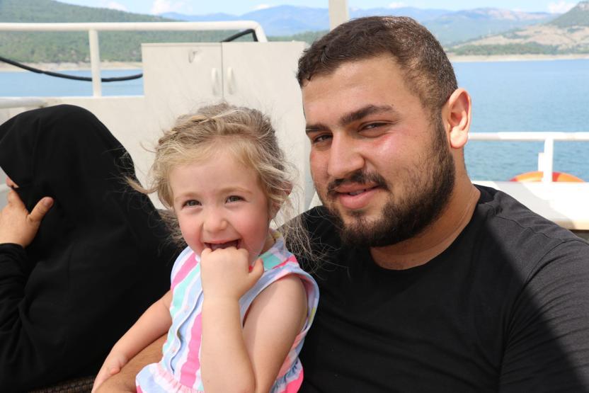 Sosyal medyada fotoğraflarını gören oraya koşuyor
