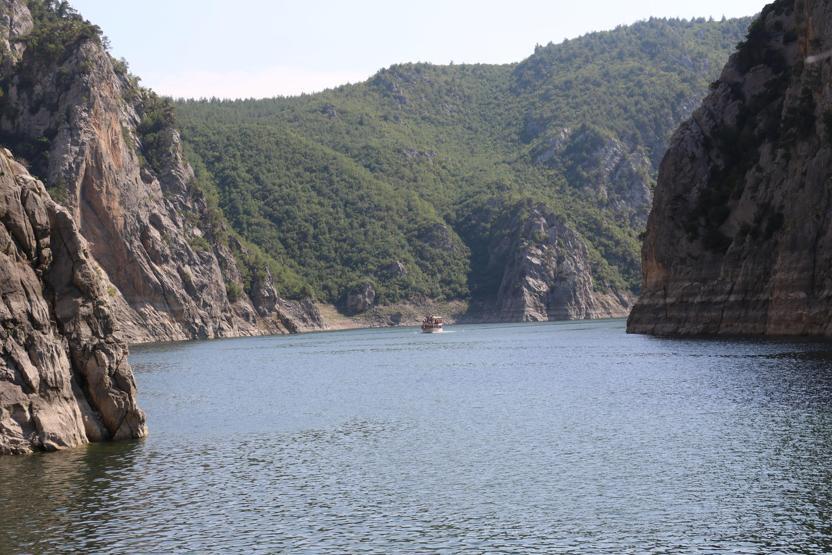 Sosyal medyada fotoğraflarını gören oraya koşuyor