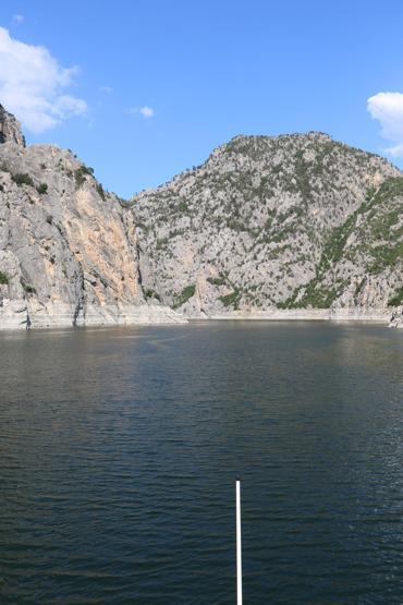 Sosyal medyada fotoğraflarını gören oraya koşuyor