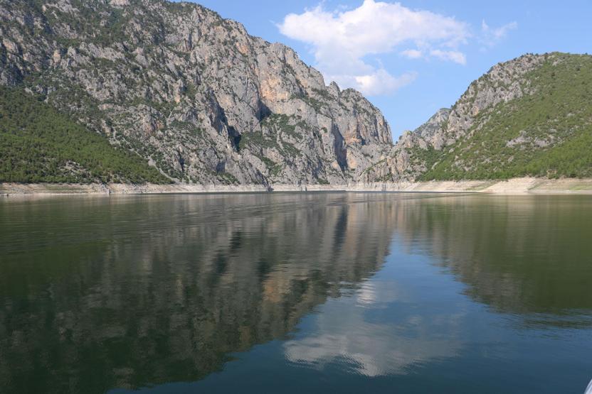 Sosyal medyada fotoğraflarını gören oraya koşuyor