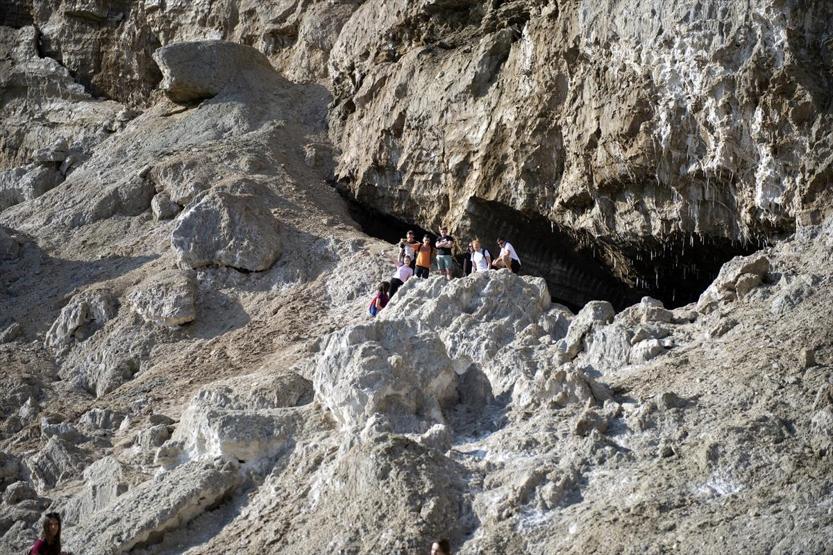 Iğdırdaki Tuz Dağına yabancı turist akını... Tanıtımlarla ilçemizi duymayan kalmayacak