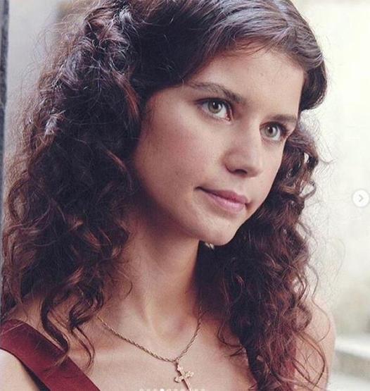 Beren Saat paylaştı: Beni daha da insan yapan kadınlar