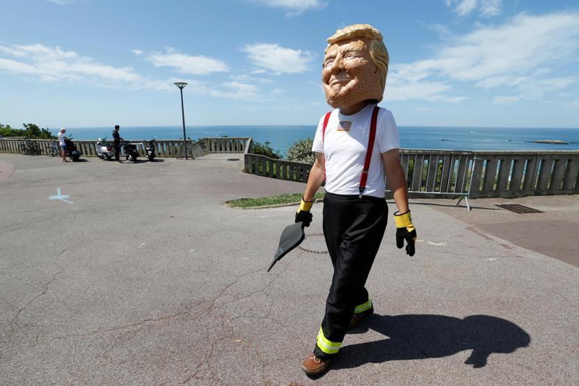 G7 Zirvesi karşıtı eylemciler gösteri düzenledi