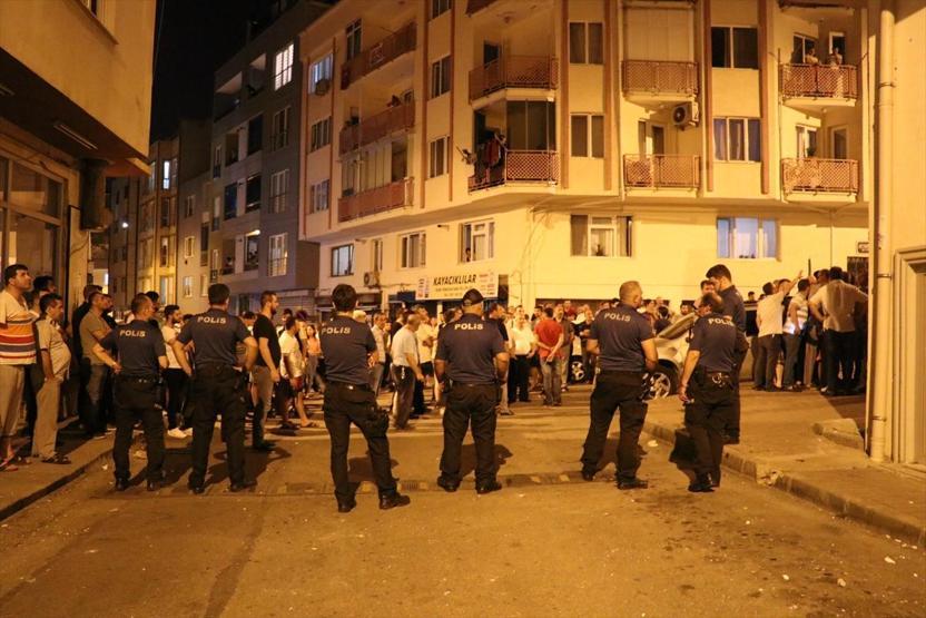 Bursada gerginlik Uyuşturucu satıcıları kavga etti ortalık karıştı