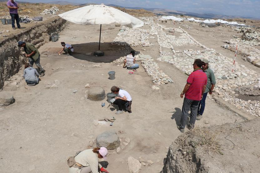 Amasyadaki kazıda 2500 yıllık posta merkezi kalıntıları bulundu