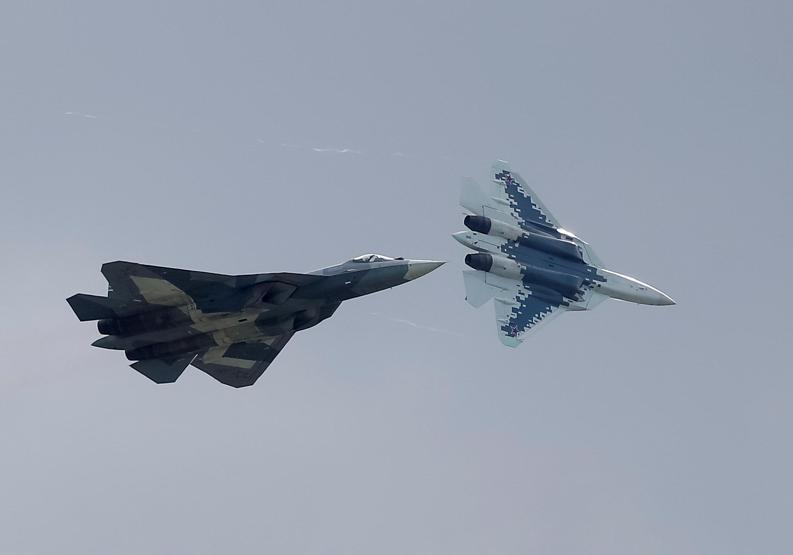 Su-57 ve F35 karşılaştırması