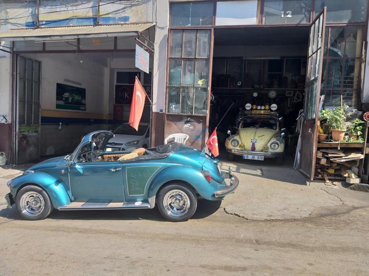 Klasik Volkswagenlere gözü gibi bakıyor