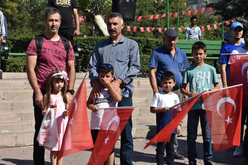 30 Ağustos Zafer Bayramı yurtta coşku ile kutlanıyor