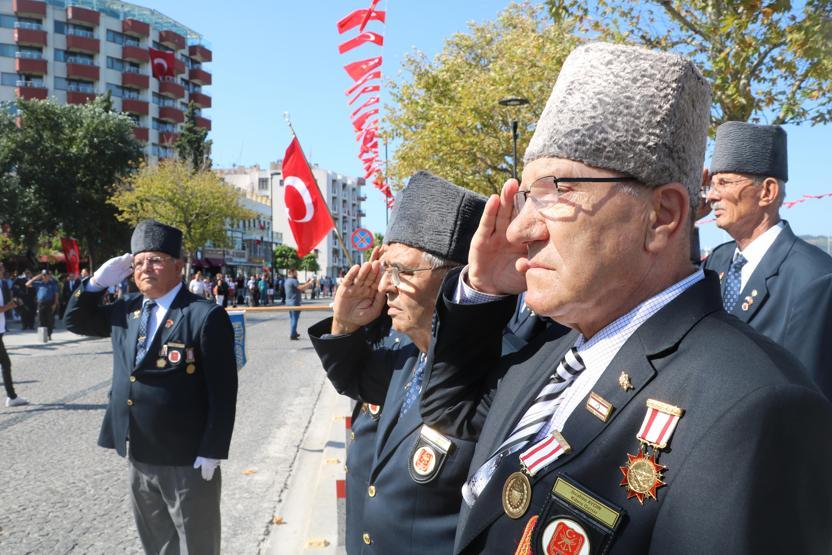 30 Ağustos Zafer Bayramı yurtta coşku ile kutlanıyor
