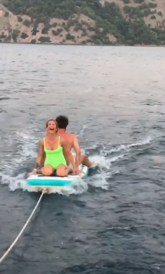 Eliz Sakuçoğlu ve Semih Ergun aşka geldi
