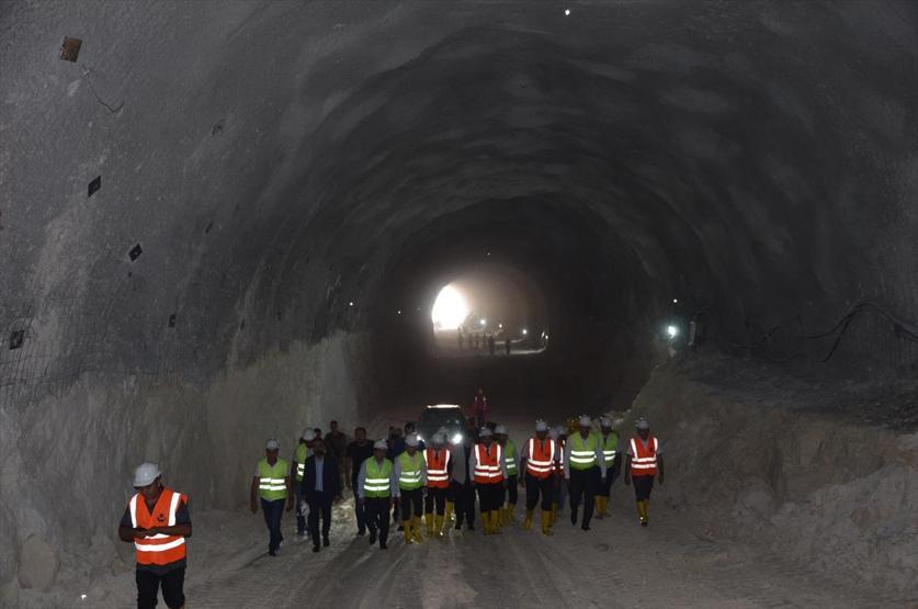 Ve ışık göründü Tam 1230 metre uzunluğunda...