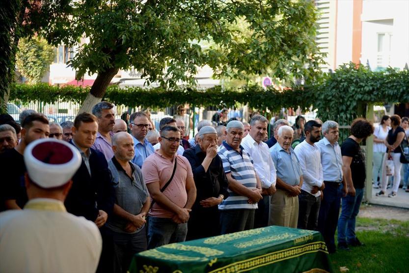 Vahşice öldürülen Eymen toprağa verildi