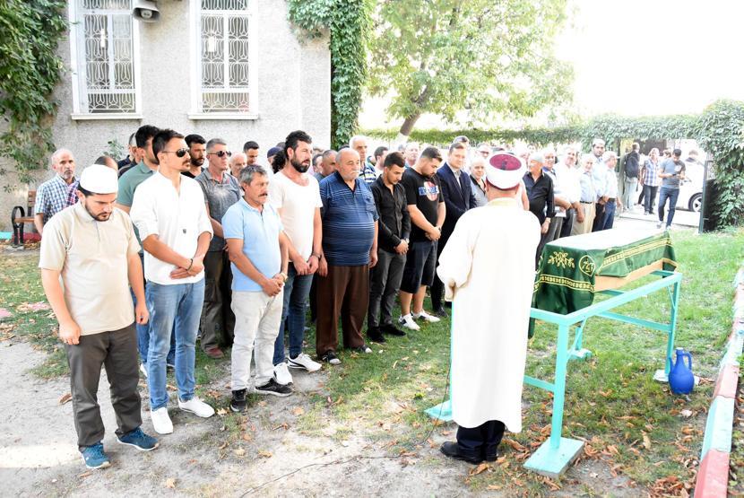 Vahşice öldürülen Eymen toprağa verildi