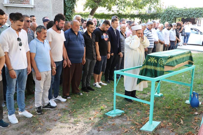Vahşice öldürülen Eymen toprağa verildi