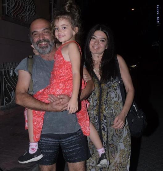 Boşandığı eşiyle yeniden evlendi