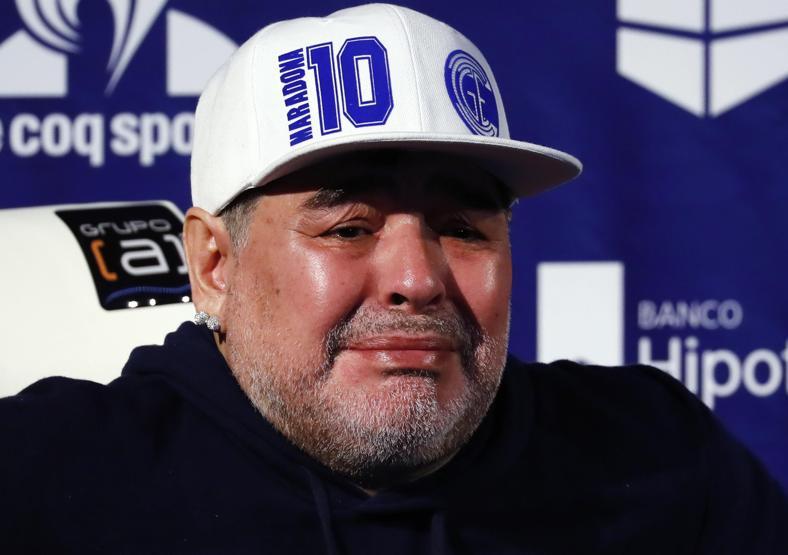 Maradona idmana çıktı Arjantin sallandı
