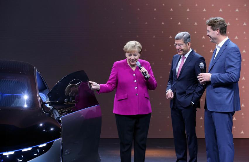 Kimse beklemiyordu: Merkel şaştı kaldı
