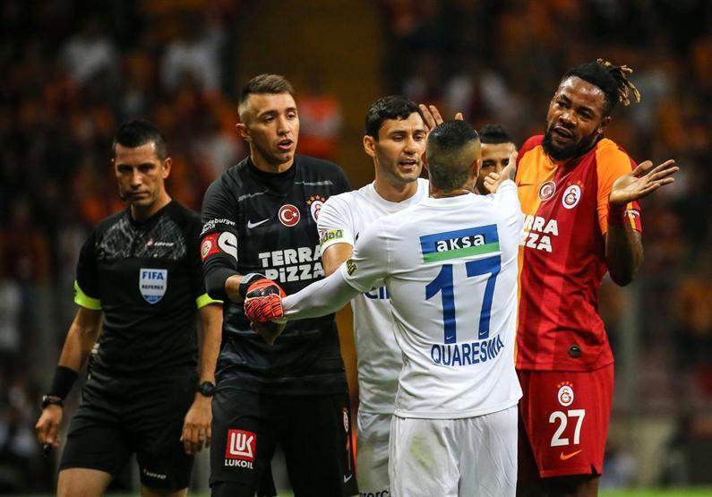 Falcao ilk maçına damga vurdu