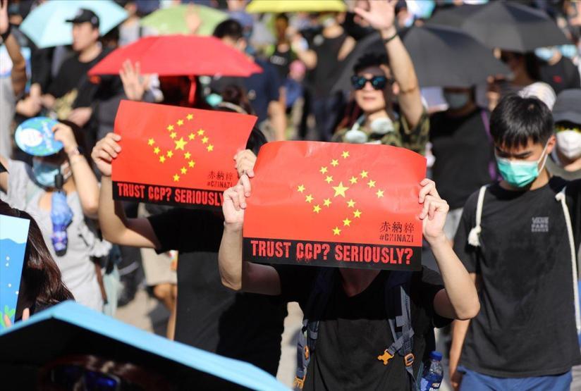 Hong Kong’da protestolar sürüyor