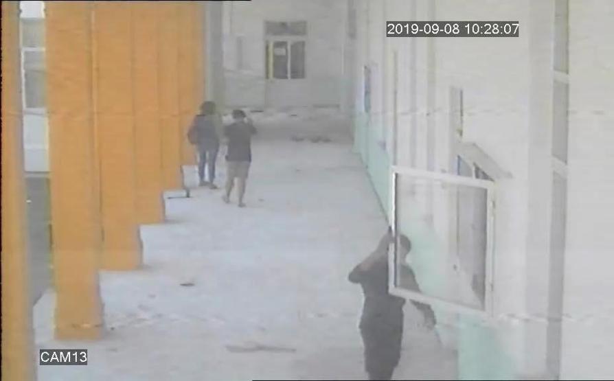 Görüntüler büyük tepki çekmişti: Türk bayrağını çalan Rum genç özür diledi