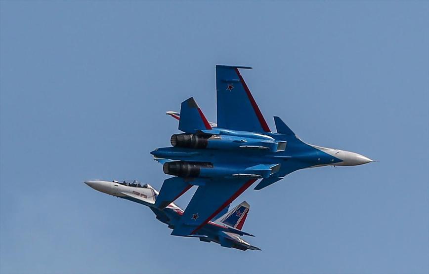 Rus pilotlardan TEKNOFESTte nefes kesen gösteri