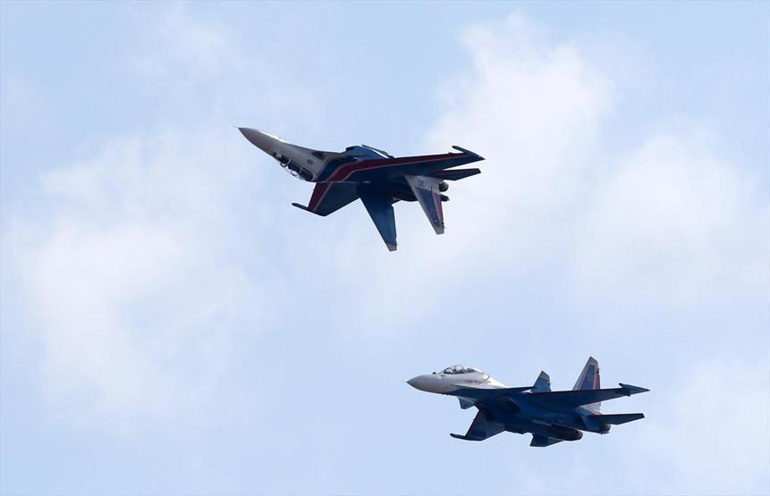 Rus pilotlardan TEKNOFESTte nefes kesen gösteri